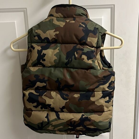 Canada Weather Gear Green Camo Toddler Sleeveless Maintains Warmth Vest- Size 4 - Picture 10 of 16